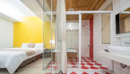 Colorful Fish Cottage Отели в г. Илань