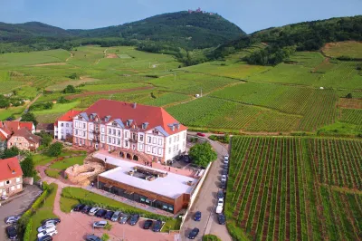 Hôtel Val-Vignes Colmar Haut-Koenigsbourg, the Originals Relais Hotels in Sainte-Croix-aux-Mines