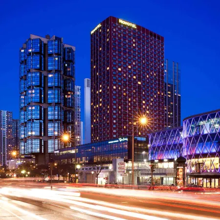 Novotel Paris Centre Tour Eiffel Отели рядом с достопримечательностью «16-й округ: Пасси»