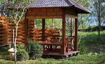 Forest De Flute Hostel