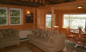 Overlook Cottage - One Bedroom Home