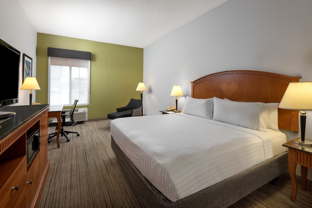 Holiday Inn Express Charlotte West - Gastonia, an Ihg Hotel