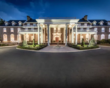 มิมสลินอินน์ ฮิสทอริกโฮเทลส์ออฟอเมริกา โรงแรมในPage County