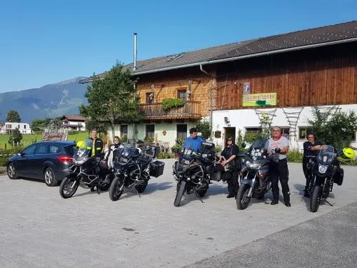 艾格爾霍夫公寓