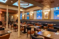 DoubleTree by Hilton Belfast City Ten Square - breakfast