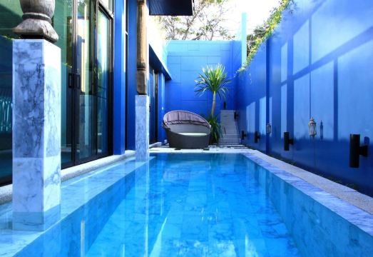 5. 윙스 푸켓 빌라..