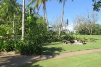 The Shores Holiday Apartments