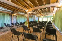 Green Wood Hotel & Spa