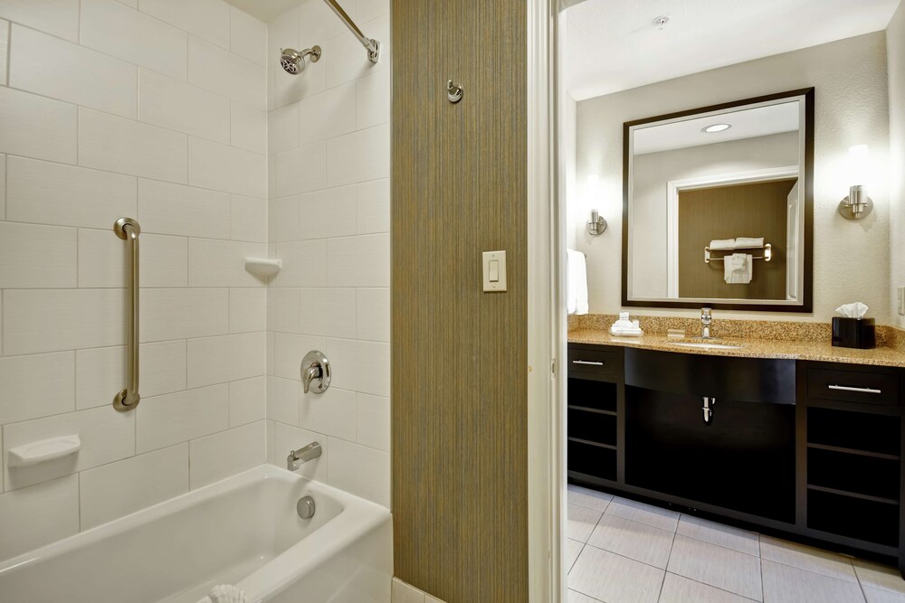 Homewood Suites by Hilton Fort Worth West at Cityview