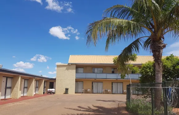 黃金城汽車旅館