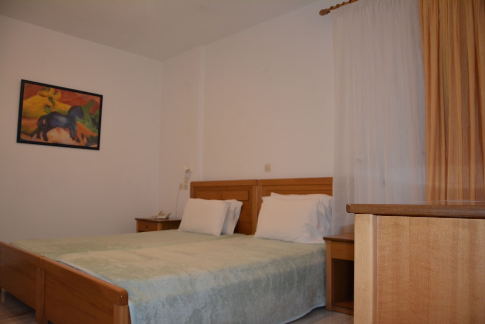 Akti Hotel & Apartments