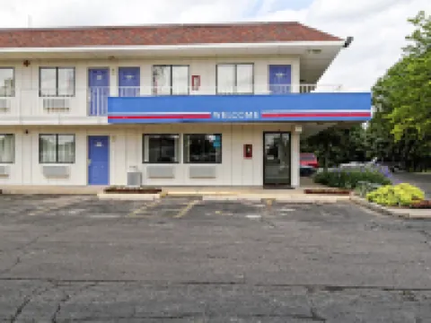 Motel 6 Amherst, Oh - Cleveland West - Lorain Hotels in Lorain County