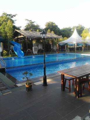 Kluang Container Swimming Pool Hotel Kluang Updated 2021 Price Reviews Trip Com