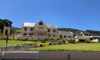 Cape Grandeur