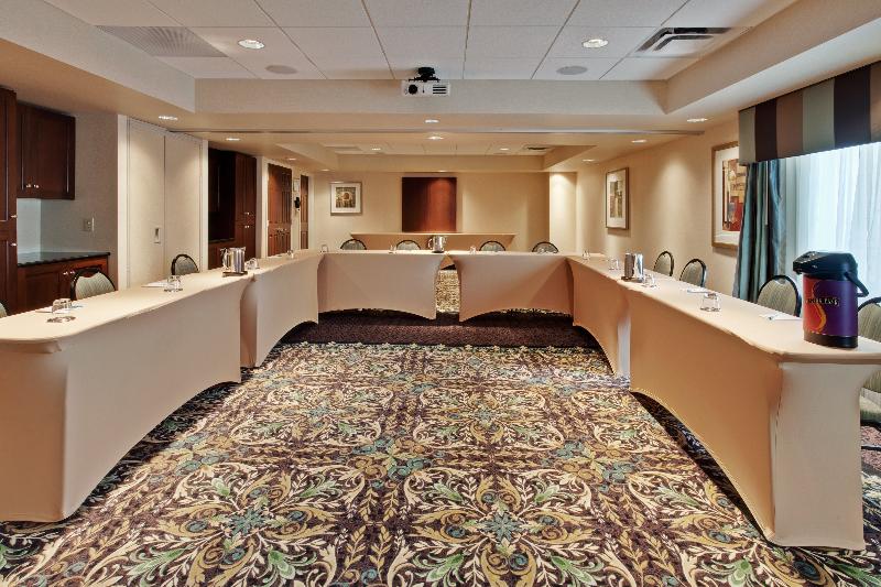 Hawthorn Suites by Wyndham Williamsville Buffalo Airport