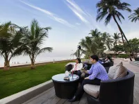 Novotel Mumbai Juhu Beach - bar