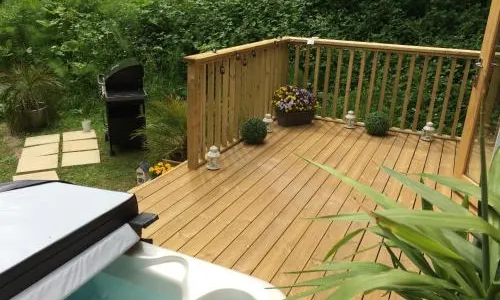 Herons Lake Retreat Hot Tub Lodges