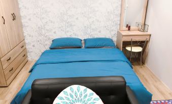 Linsen N. Rd. near Ningxia Night Market ,Taipei Station, Super Superior Suite for 2