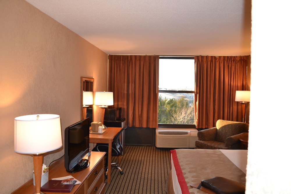 Ramada by Wyndham West Atlantic City