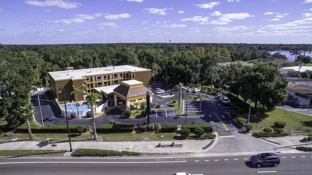 Days Inn by Wyndham N Orlando/Casselberry