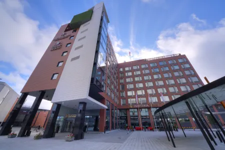 Solo Sokos Hotel Paviljonki Отели рядом с достопримечательностью «Университет прикладных наук Ювяскюля»