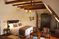 Hotel Boutique Castillo Rojo Отели в г. Провиденсия