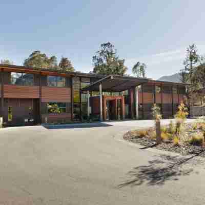 Legacy Te Waonui Hotel Franz Josef Hotel Exterior