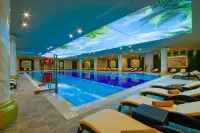 Limak Cyprus Deluxe Hotel - Yüzme Havuzu