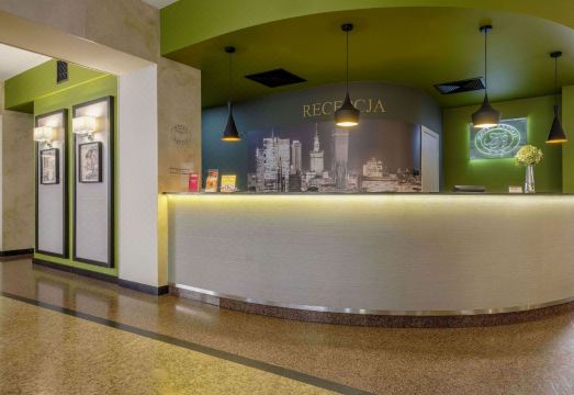 4. 호텔 레이탄..