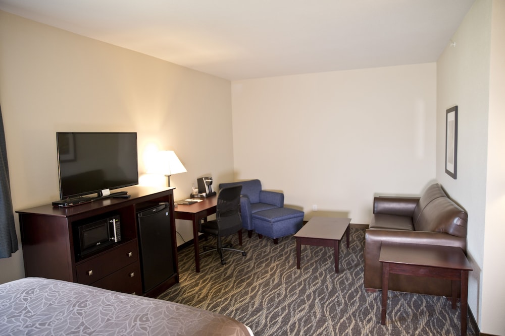 Cobblestone Inn & Suites - Denison - Oak Ridge