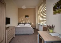 Dworzysko Hotels in Walbrzych