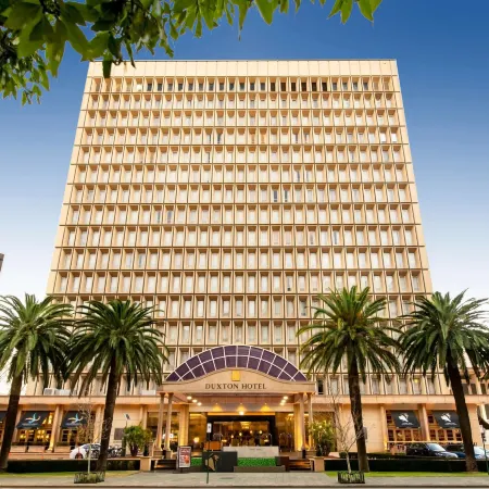 Duxton Hotel Perth Отели рядом с достопримечательностью «Barracks Arch»
