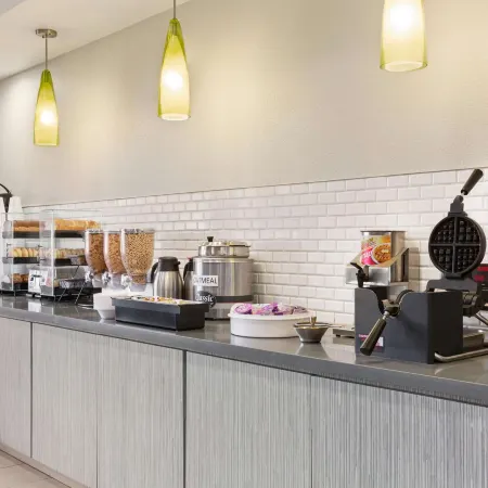 La Quinta Inn & Suites by Wyndham Fresno Northwest