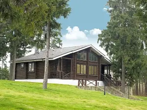 Tseleevo Club & Resort Country Hotel