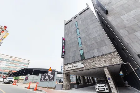 Hwaseong Signal Отели в г. Хвасон