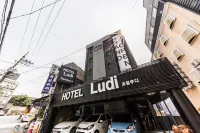 Shinchon Hotel Ludi