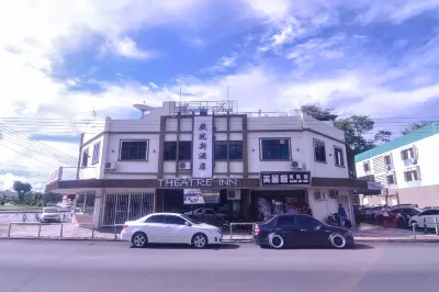 Theatre Inn Hoteles en Sri Aman