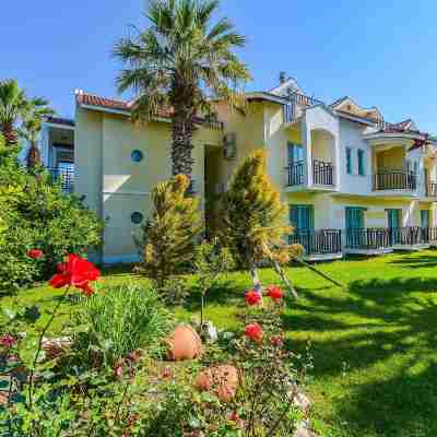 Rebin Beach Hotel Hotel Exterior