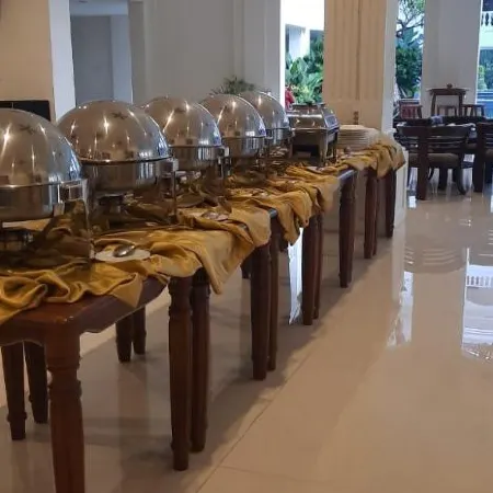 Same Hotel Cepu Отели в г. Чепу