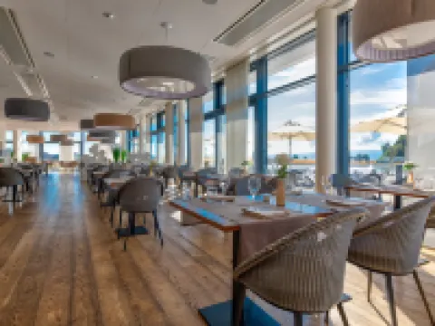 โรงแรมอะควาติส โรงแรมในโลซาน