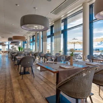 Aquatis Hotel