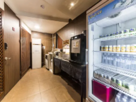 Hanam Lucy Hotel 河南のホテル