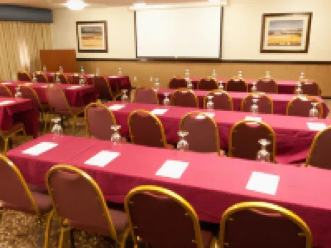 Best Western West Towne Suites Hotels in Madison