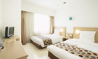 Smile Hotel Okinawa Naha (Tomari Port)