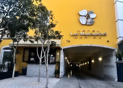 Hotel Las Margaritas 拉斯瑪格麗特酒店梅尼達