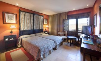 Parador de Sos Del Rey Catolico - Housity
