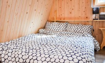 Geoje Stone Hill Glamping Pension