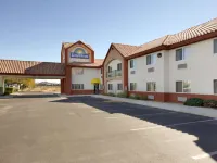 Days Inn by Wyndham Phoenix North Hotels near Deer Valley