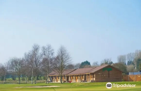 卡爾德菲爾茲高爾夫及鄉村俱樂部酒店