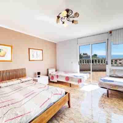 Macedonia Rooms